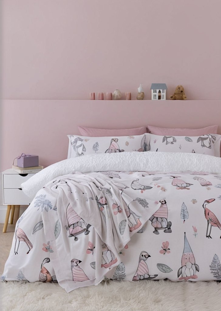 świąteczny zestaw przytulnych poszewek z polaru na świąteczne krasnale