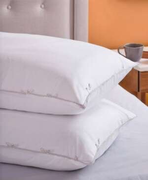 Ciepła i przytulna para poduszek Silentnight